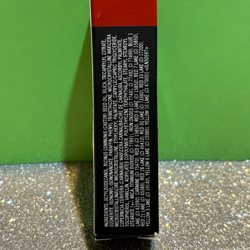 BNIB! MAC Matte Lipstick 💄 in CHILI 🌶️ 602